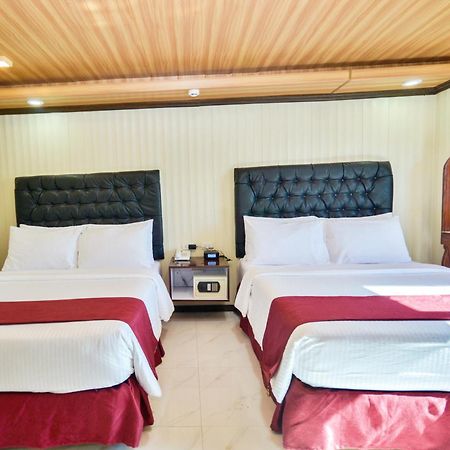 Diamond Water Edge Resort Balabag  Extérieur photo