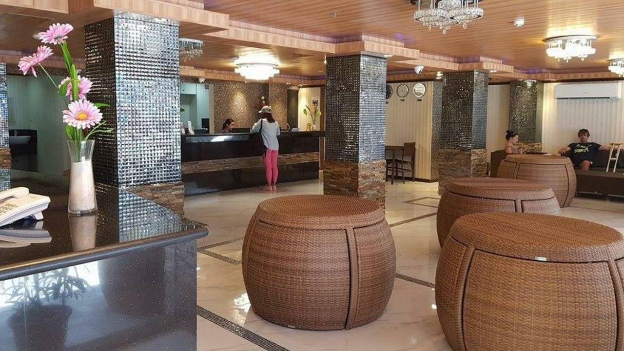 Diamond Water Edge Resort Balabag  Extérieur photo