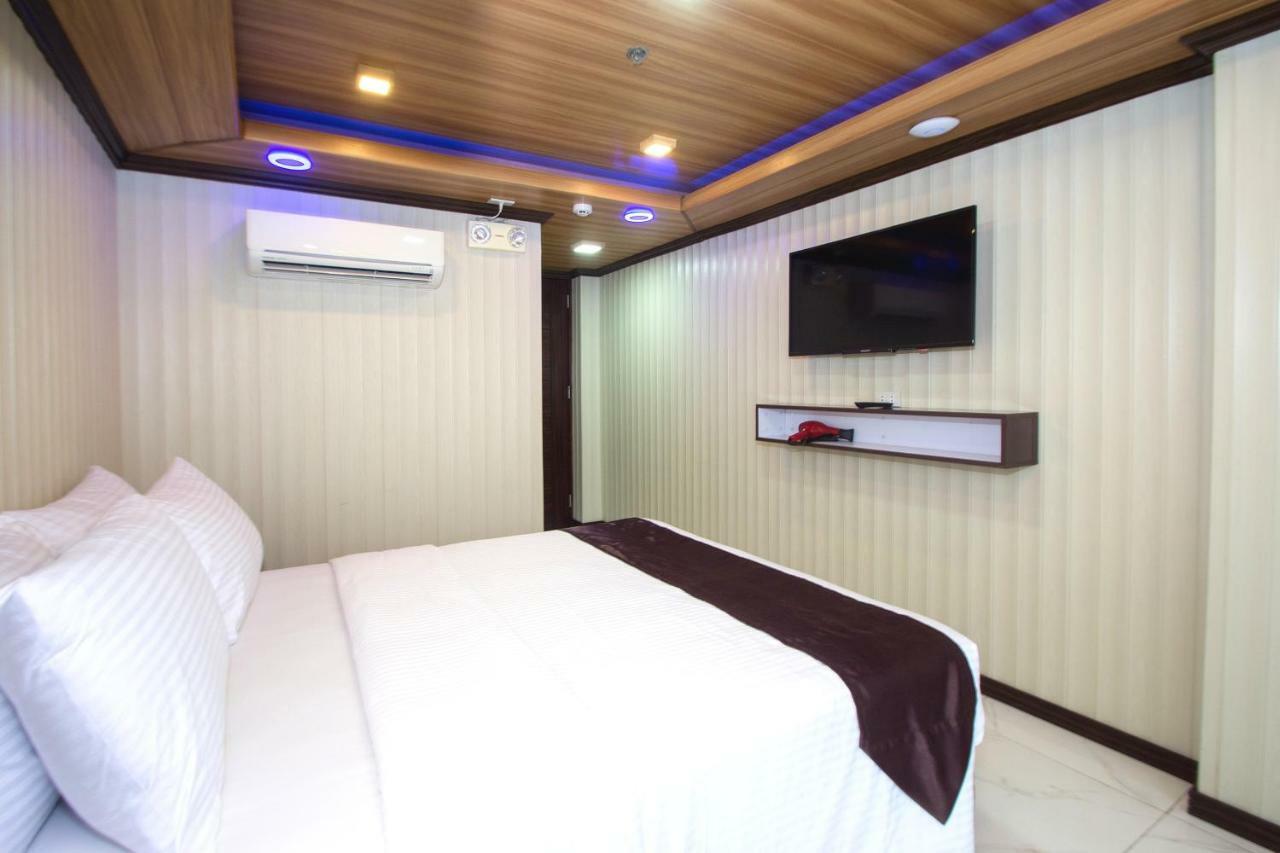 Diamond Water Edge Resort Balabag  Extérieur photo